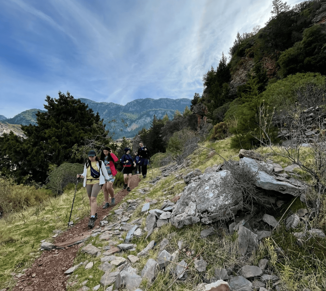 Hiking & yoga adventure on Aegean coast